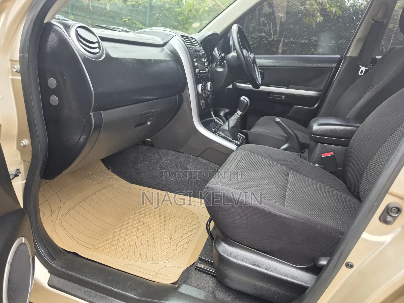 Suzuki Escudo 2008 Gold