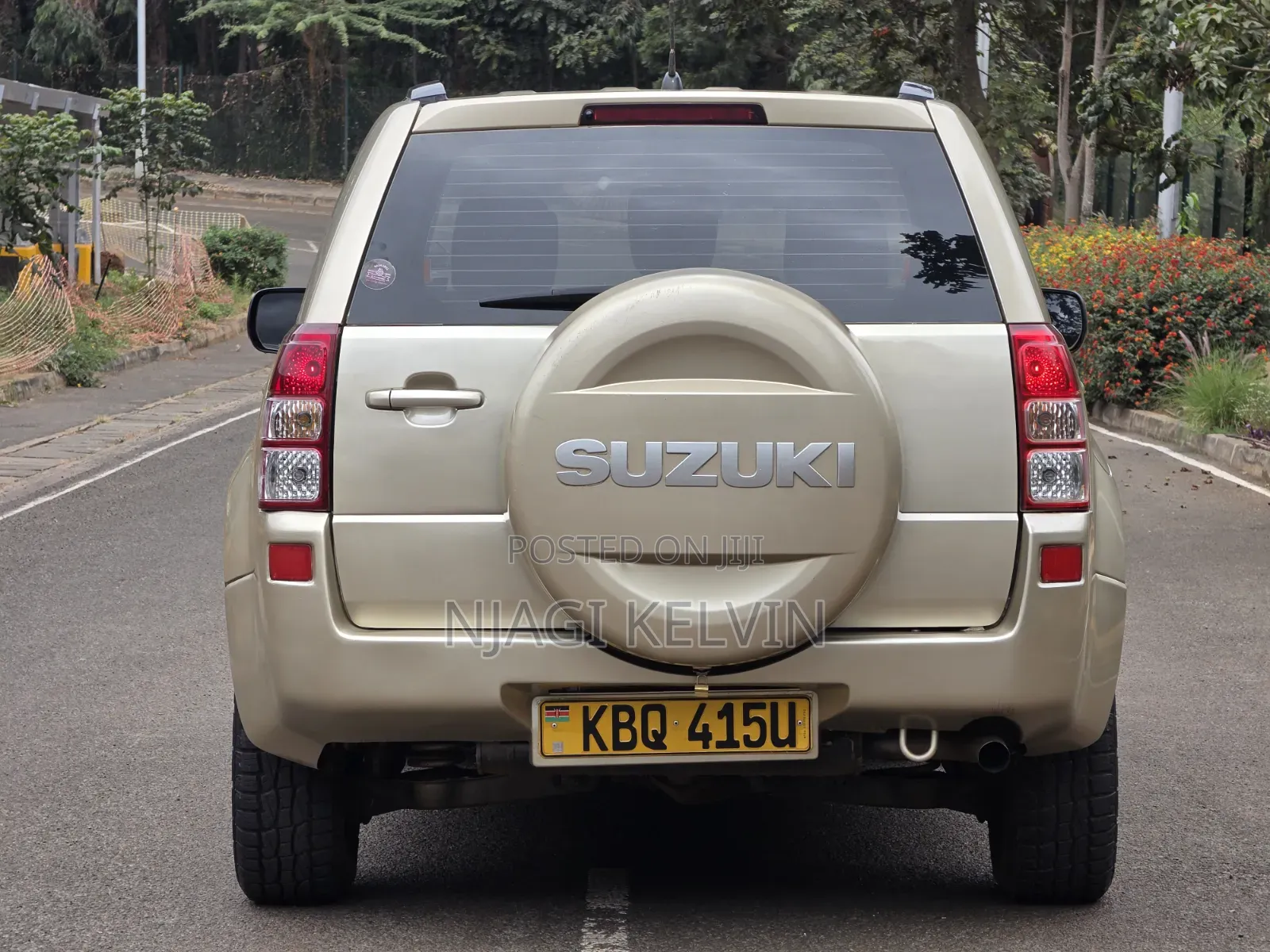 Suzuki Escudo 2008 Gold