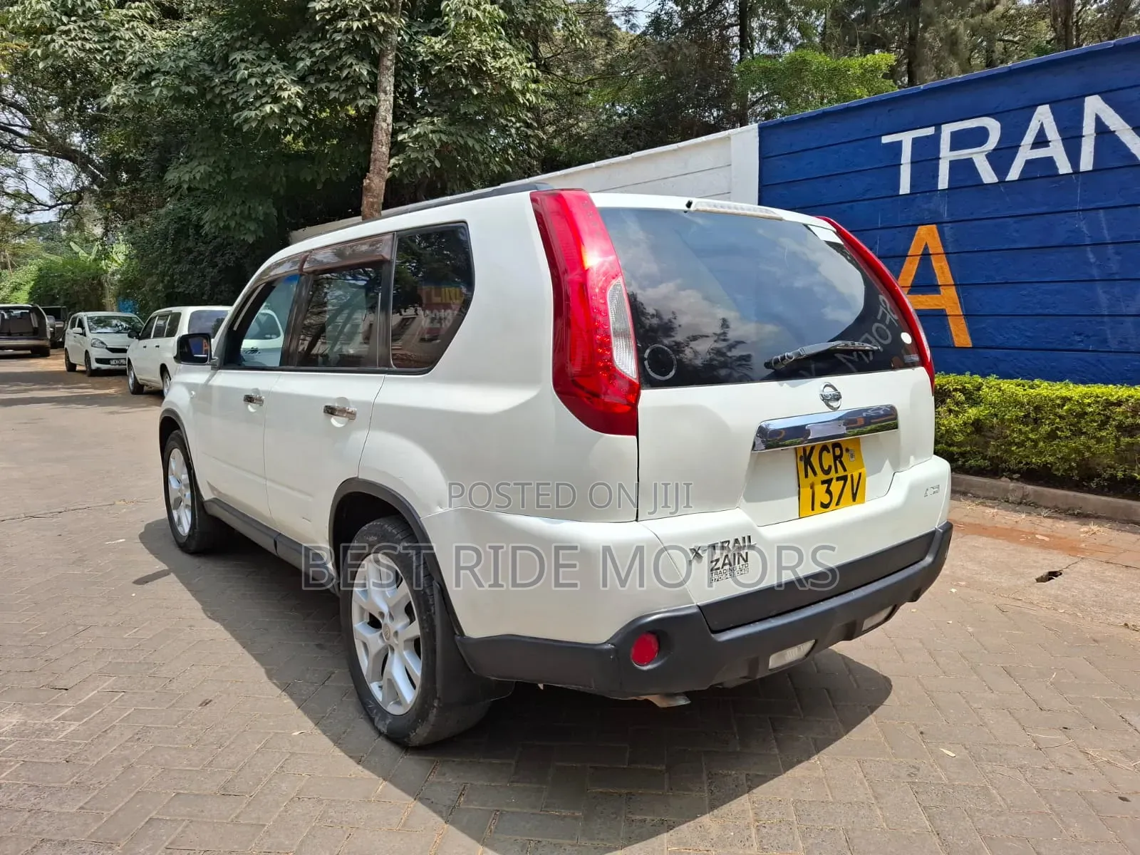 Nissan X-Trail 2011 White