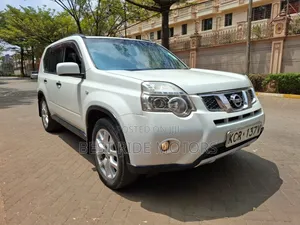 Nissan X-Trail 2011 White