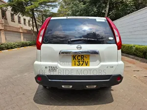 Nissan X-Trail 2011 White