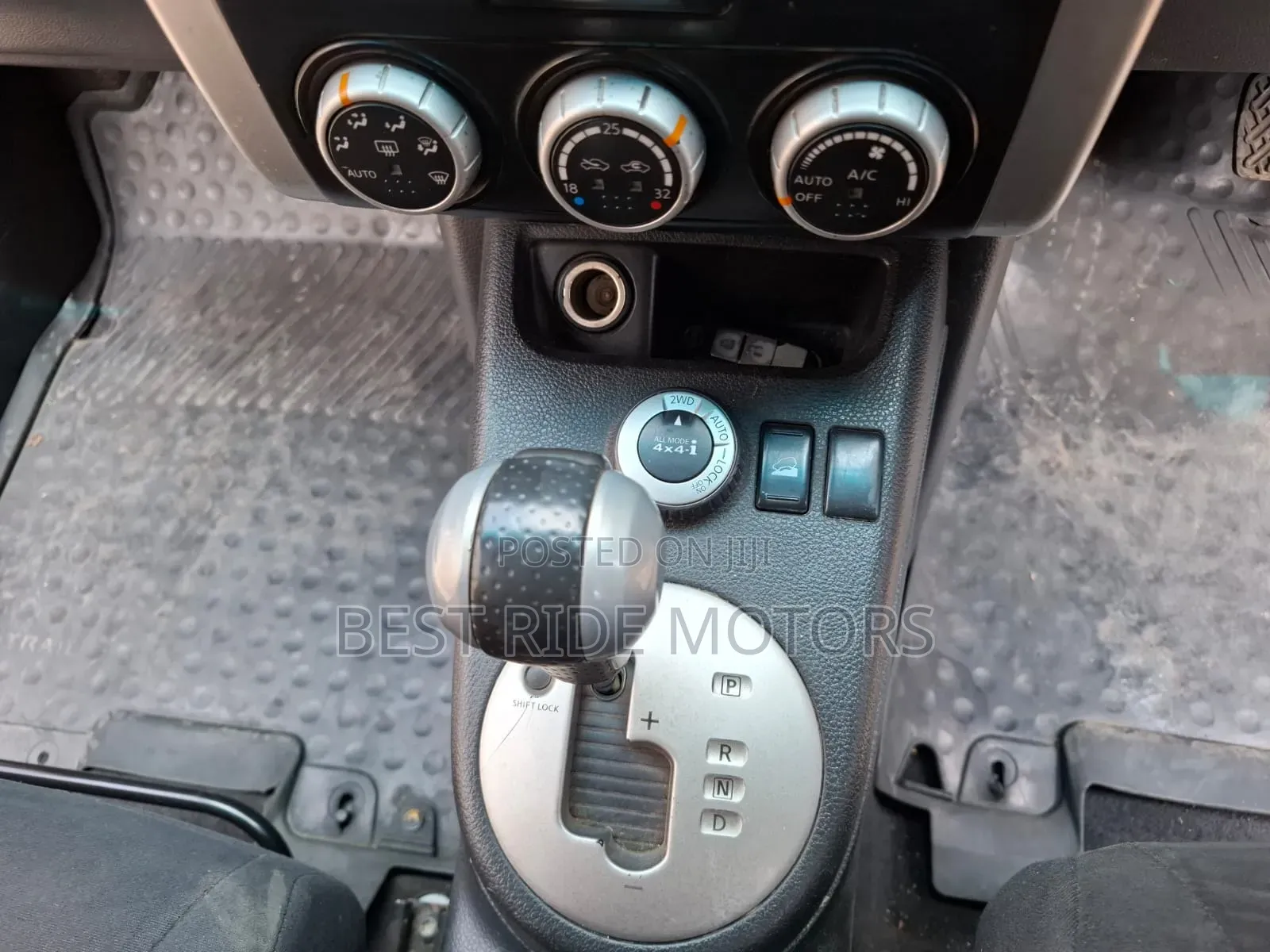 Nissan X-Trail 2011 White