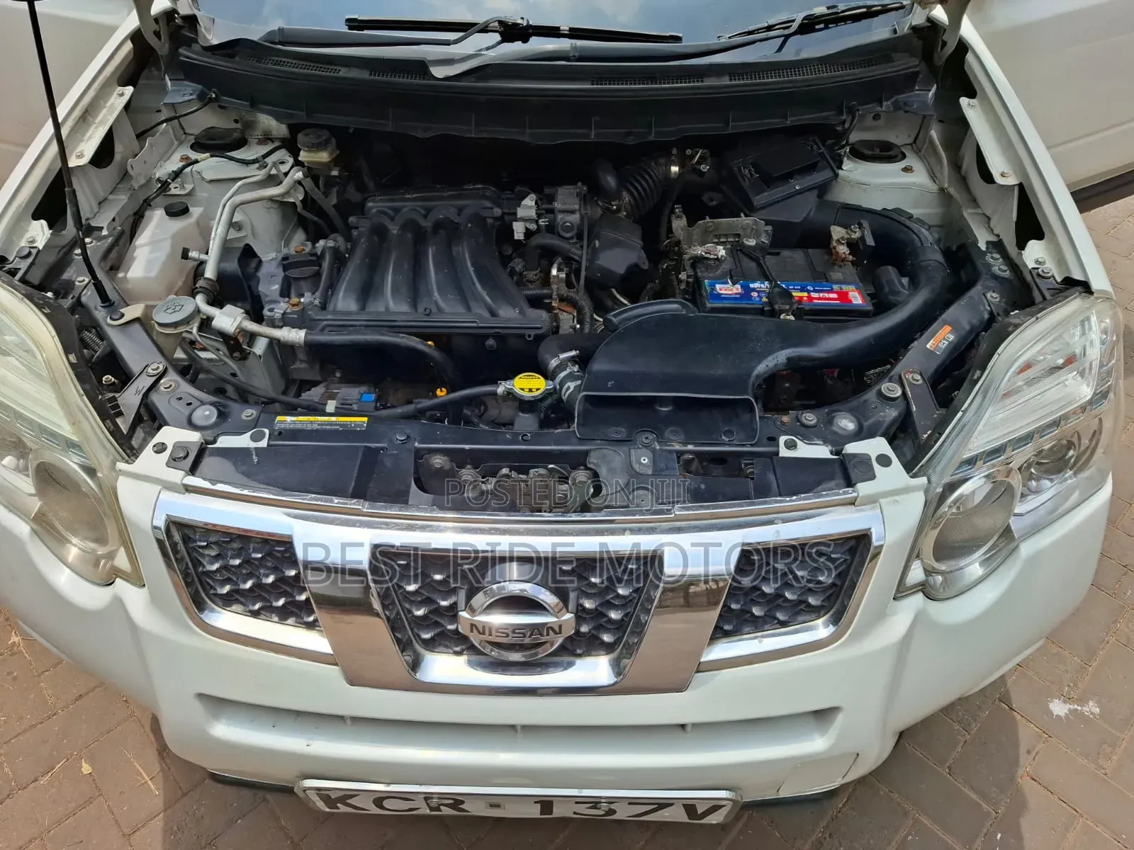 Nissan X-Trail 2011 White