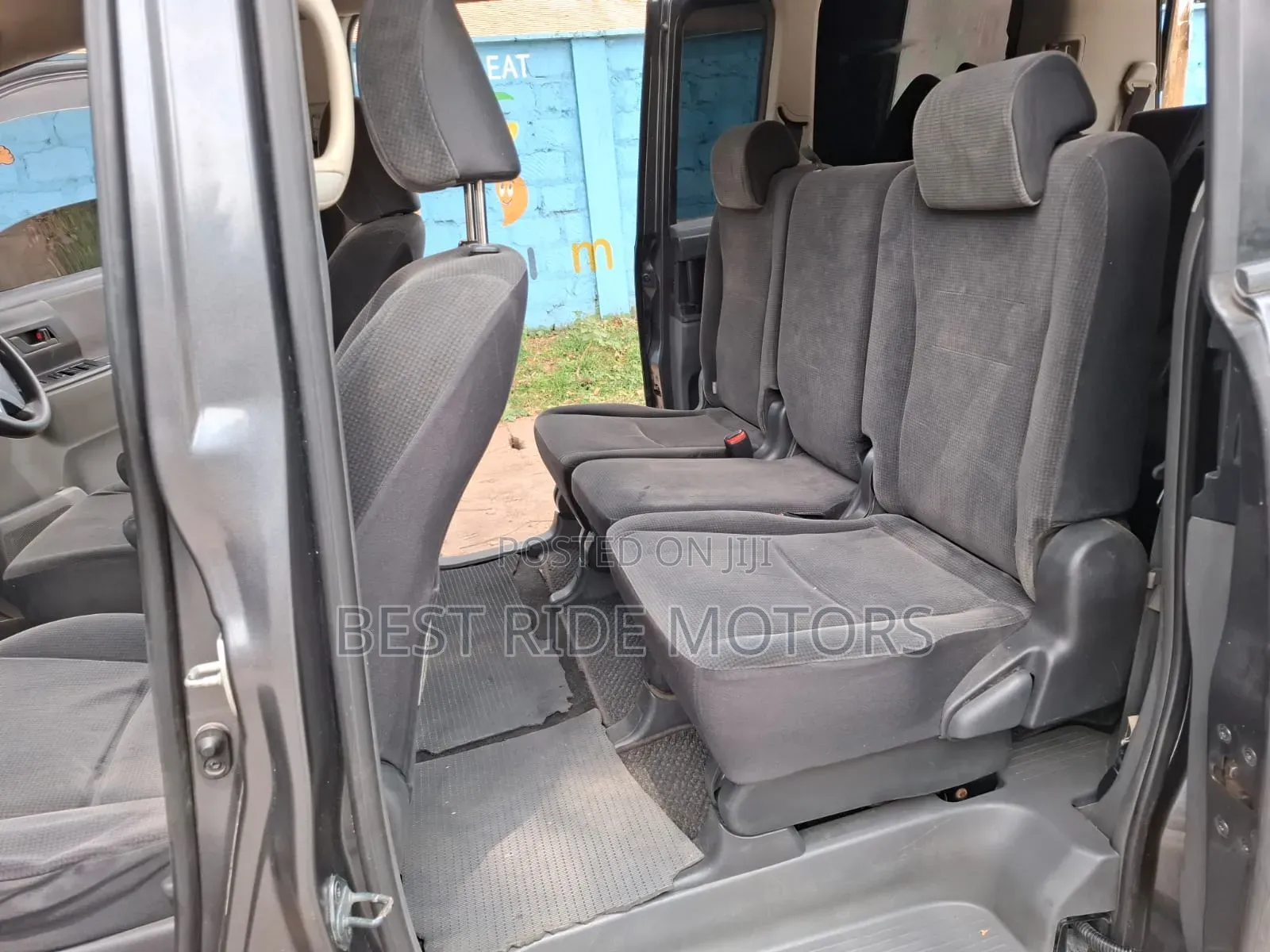 Toyota Noah 2008 Gray