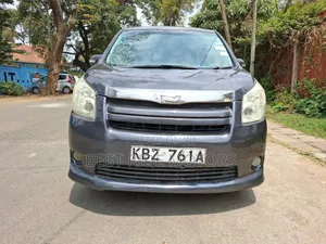 Toyota Noah 2007 Gray