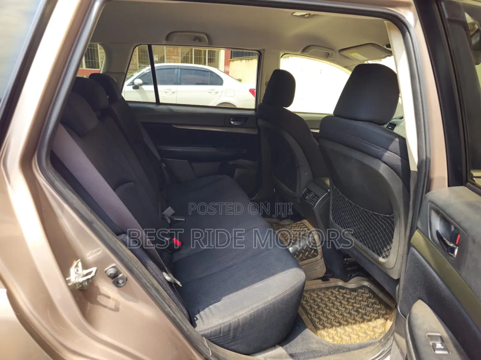Subaru Outback 2012 Silver