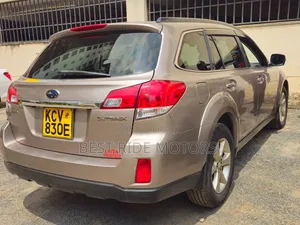 Subaru Outback 2012 Silver