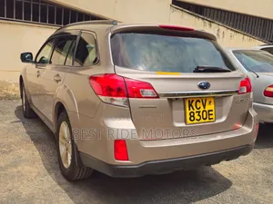 Subaru Outback 2012 Silver