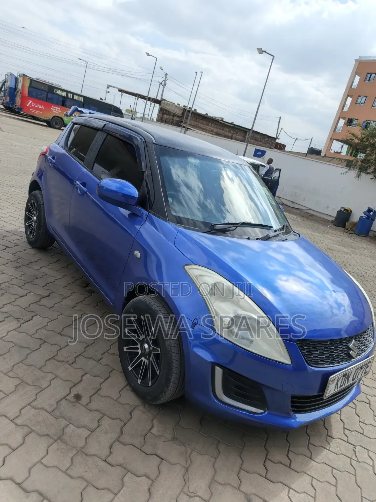 Suzuki Swift 2015 Blue