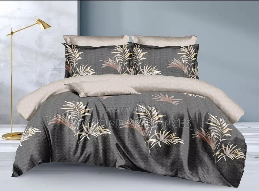 Double Sided Heavy Cotton Binded Duvet Size: 6×7