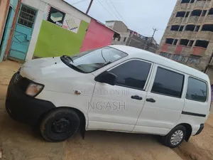 Toyota TownAce Noah 2001 White