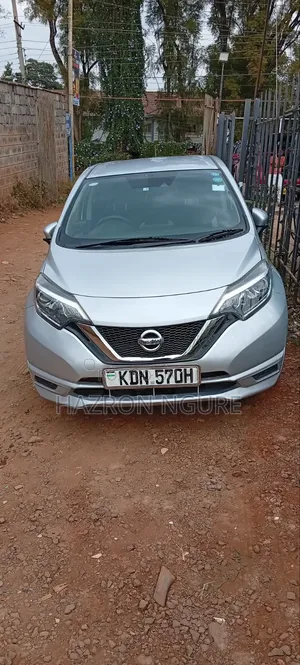 Nissan Note 2018 Silver