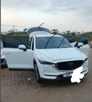 Mazda 5 2018 White