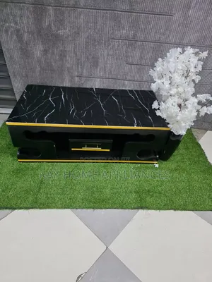 Marble Coffee Table 
White Black Gold.