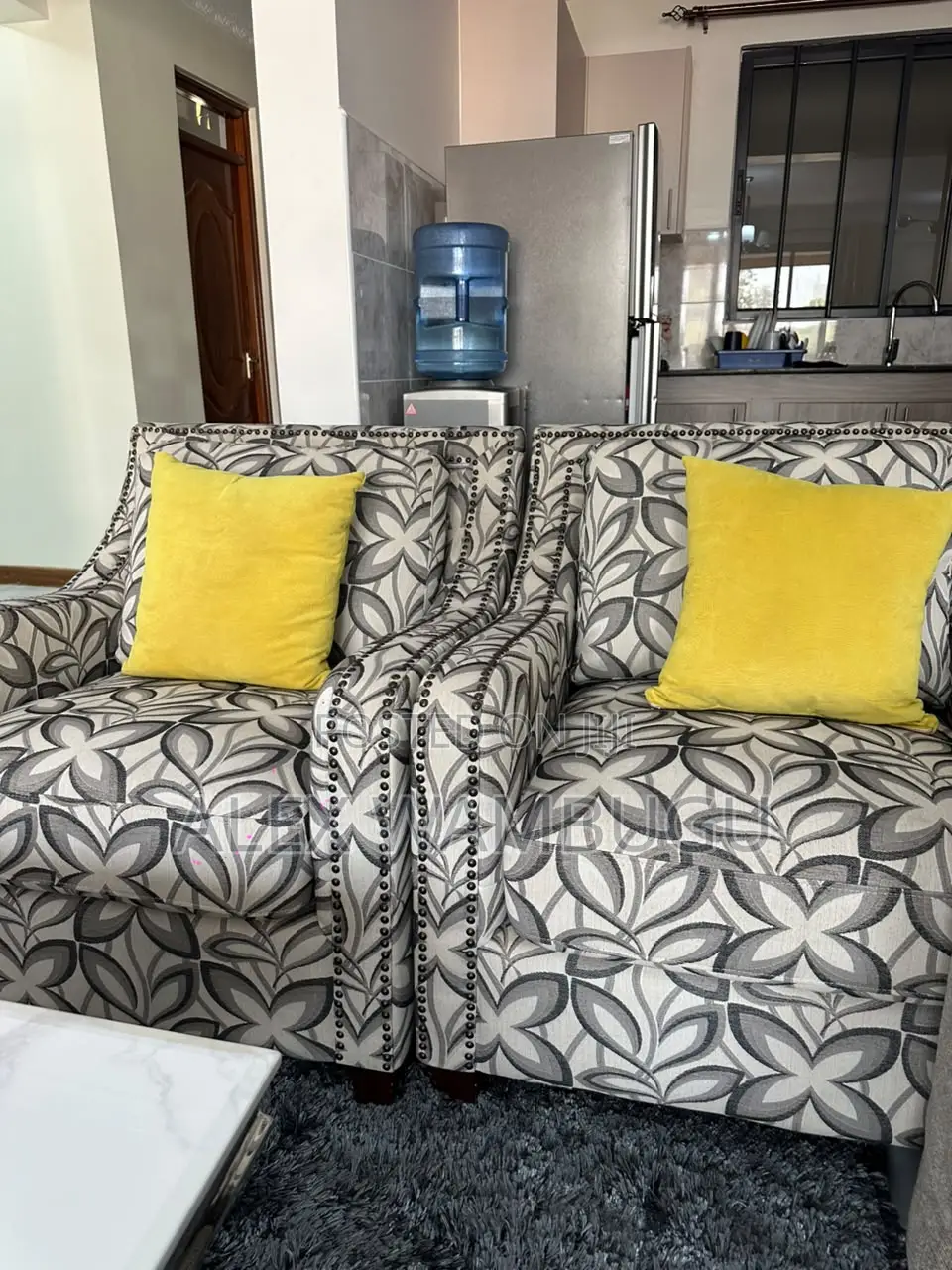 Victoria Courts Ushury 2 Seater Fabric Sofa