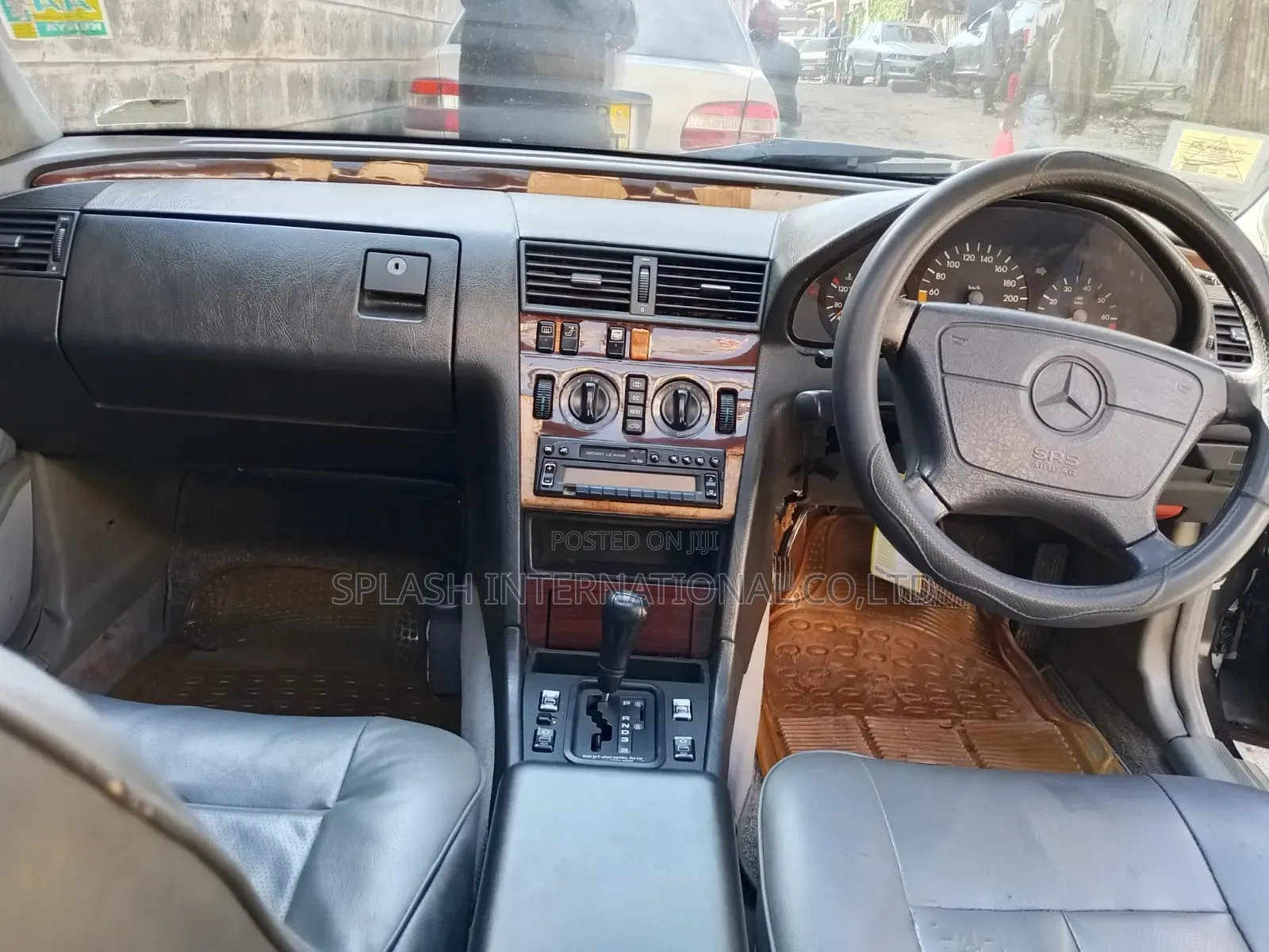 Mercedes-Benz C200 1997 Black