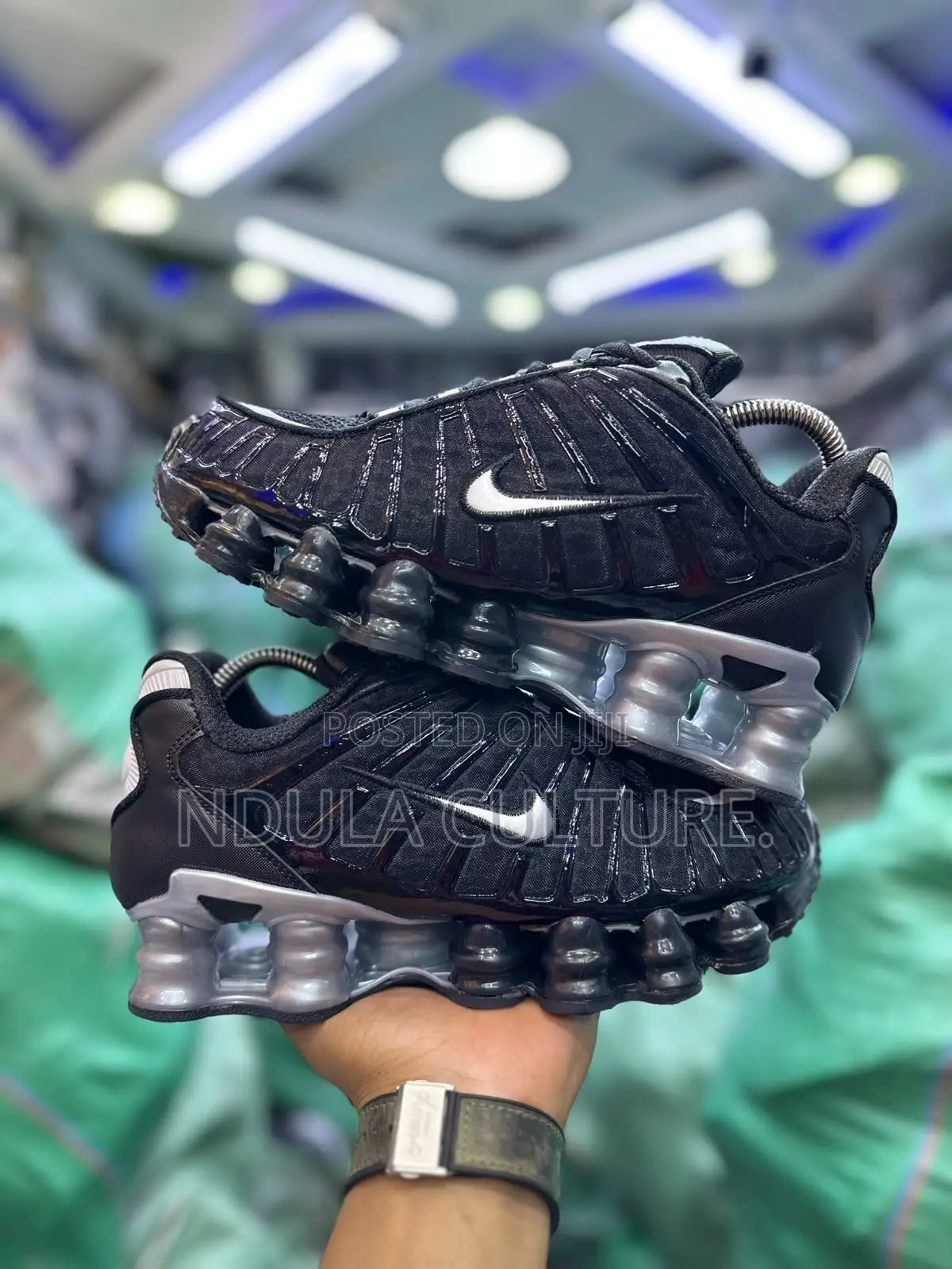 Nike Shox Port