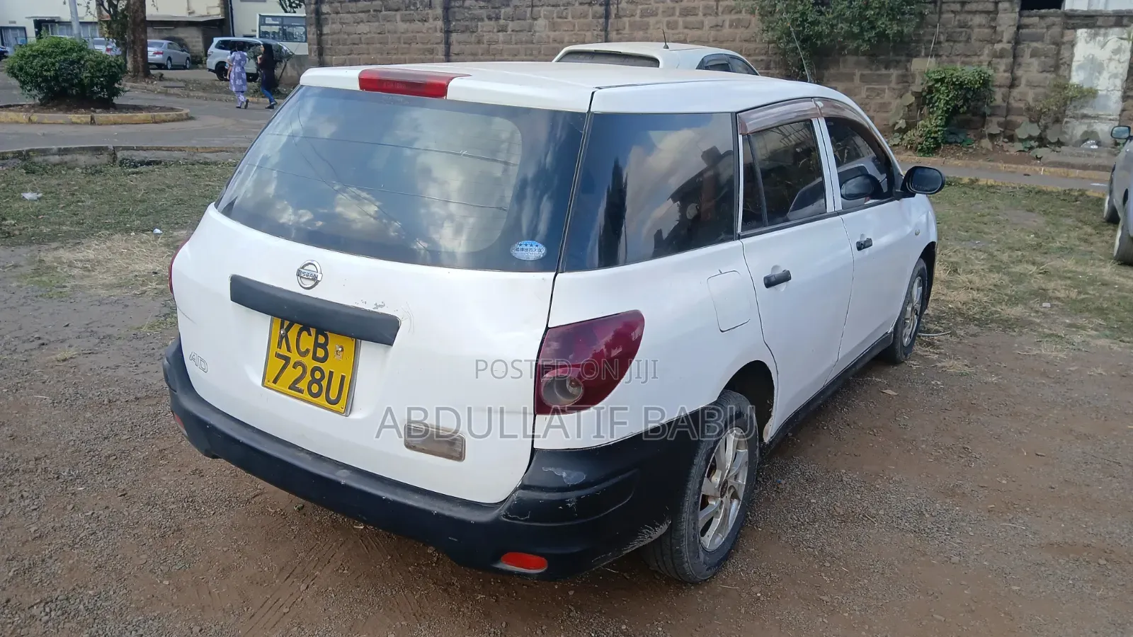 Nissan Advan 2009 White