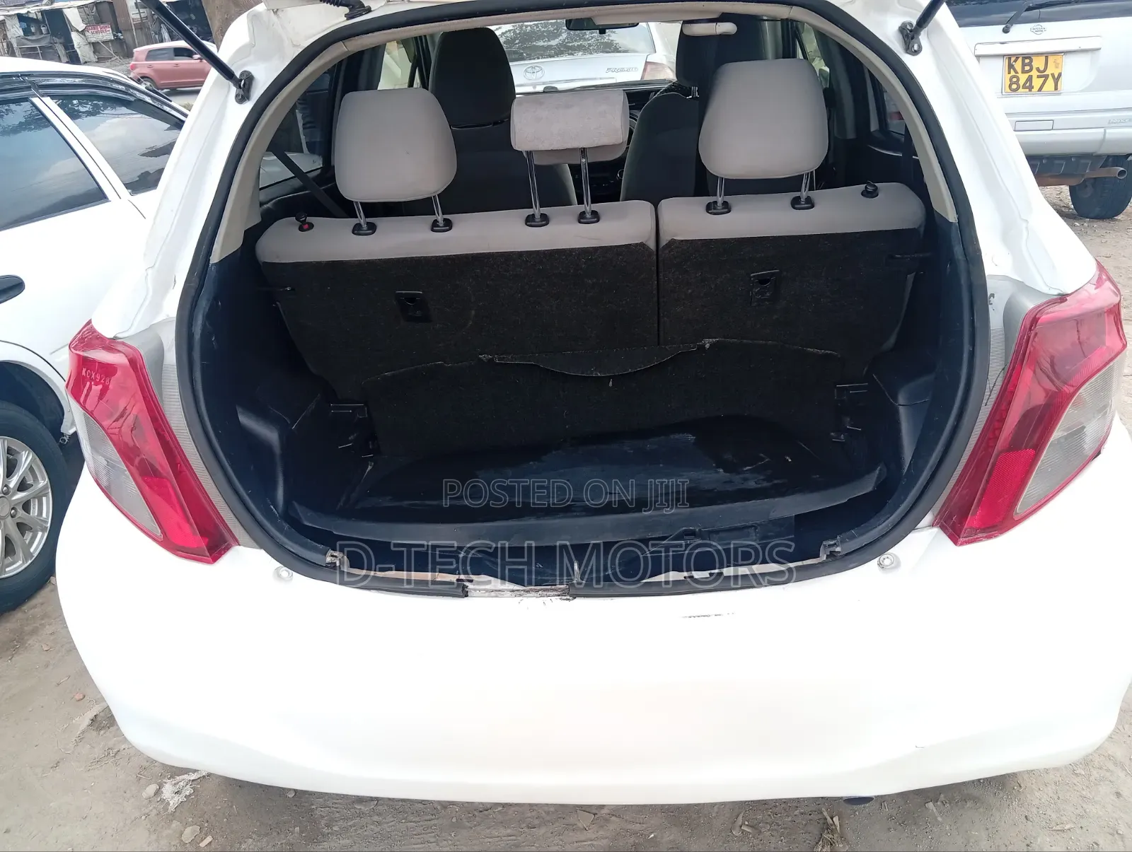 Toyota Vitz 2013 White