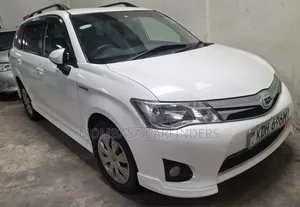 Toyota Corolla Fielder 2015 White