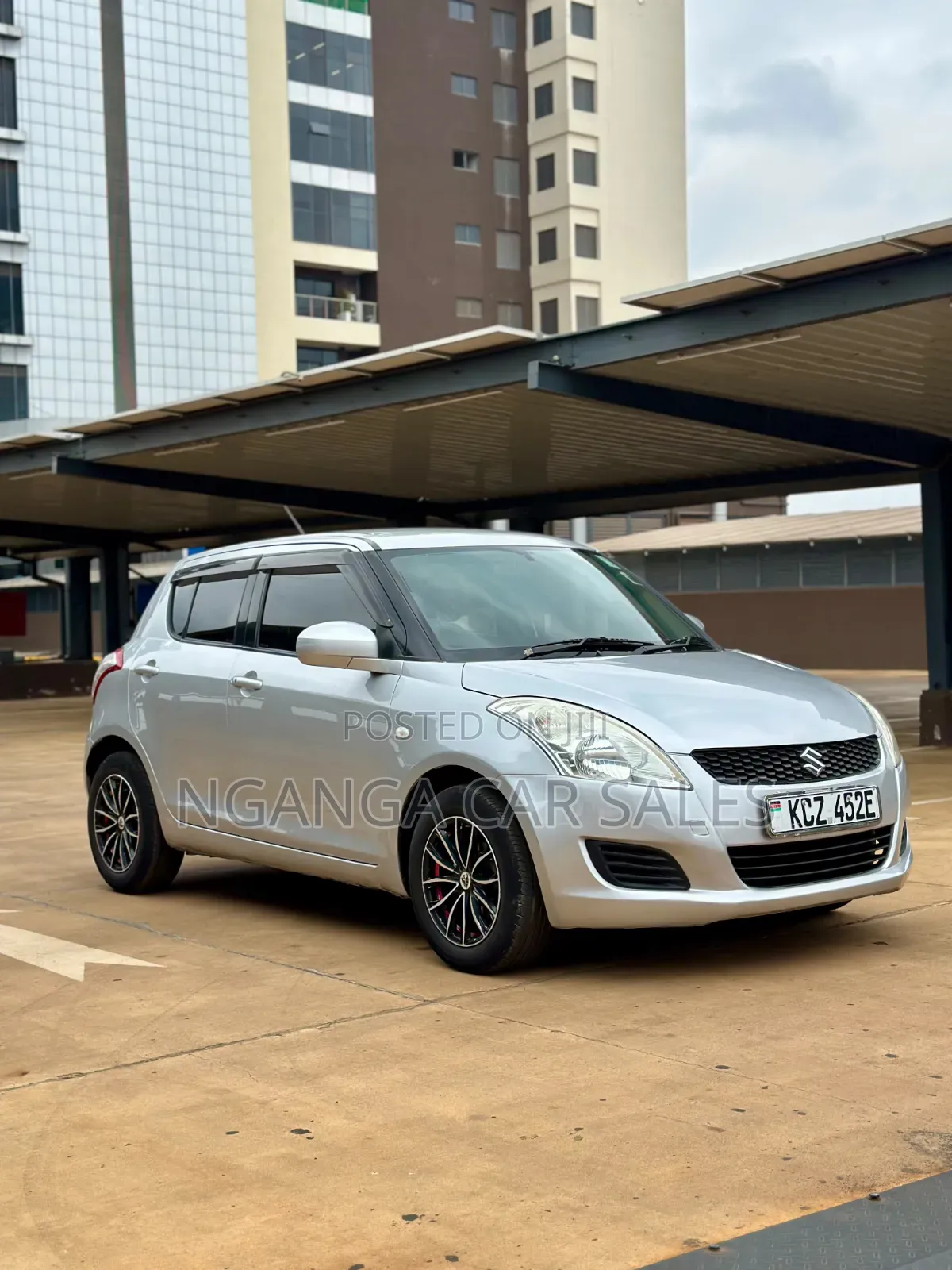 Suzuki Swift 2013 Silver