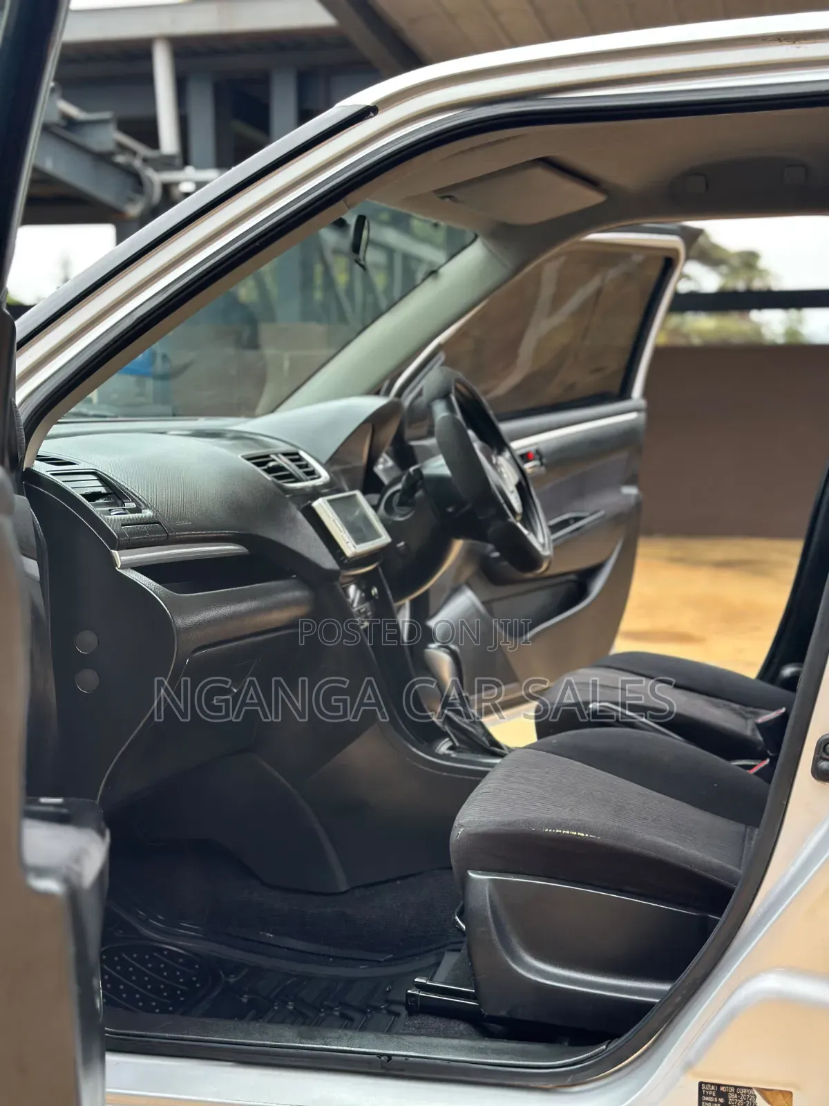 Suzuki Swift 2013 Silver