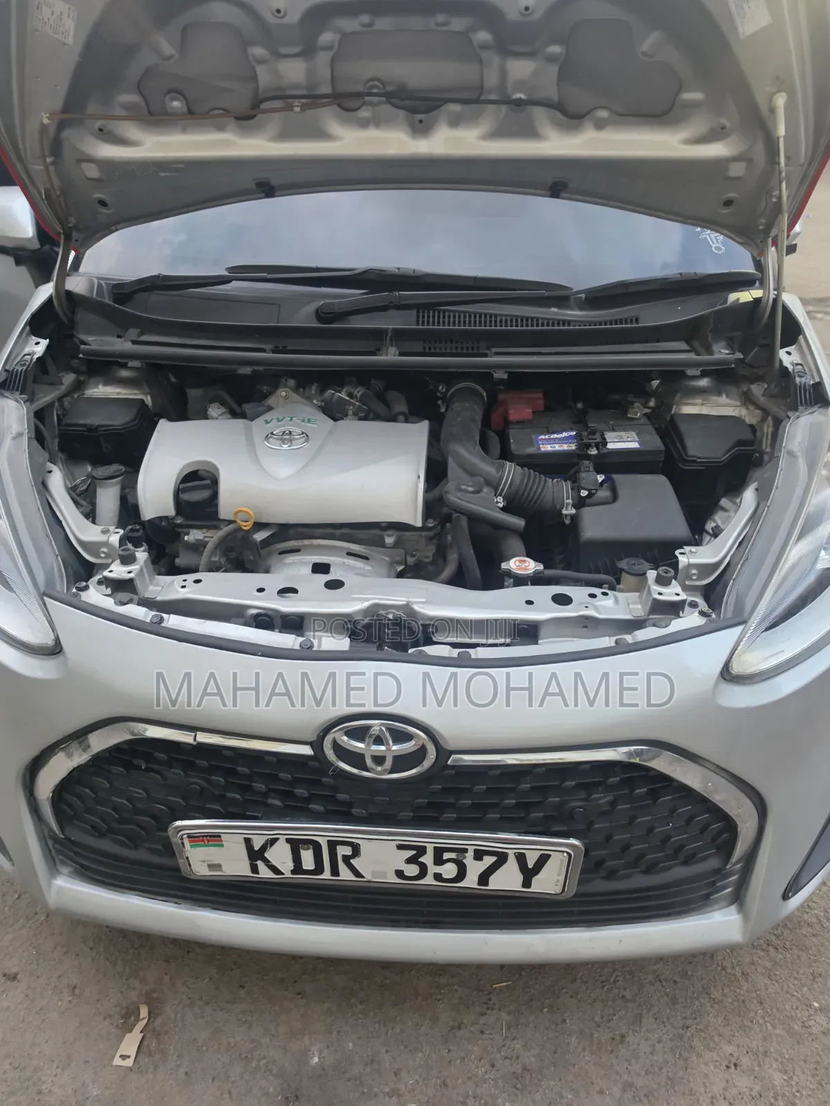 Toyota Sienta 2019 Silver