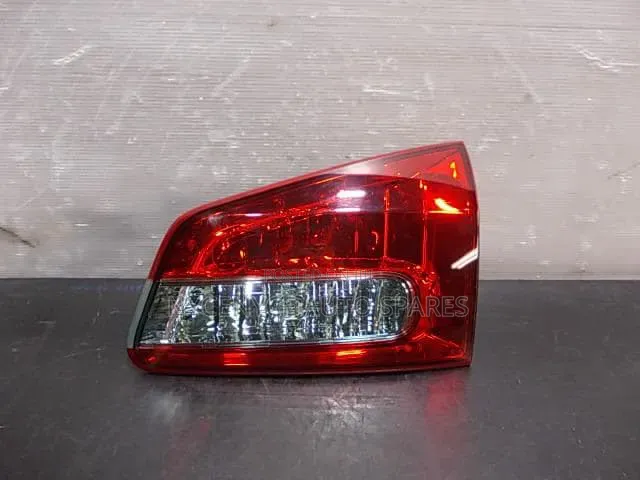 Bootlight VY 12 Wingroad