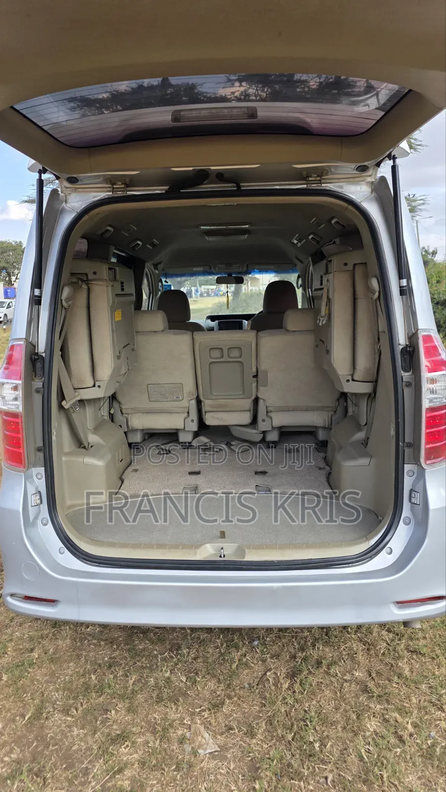 Toyota Noah 2008 Silver