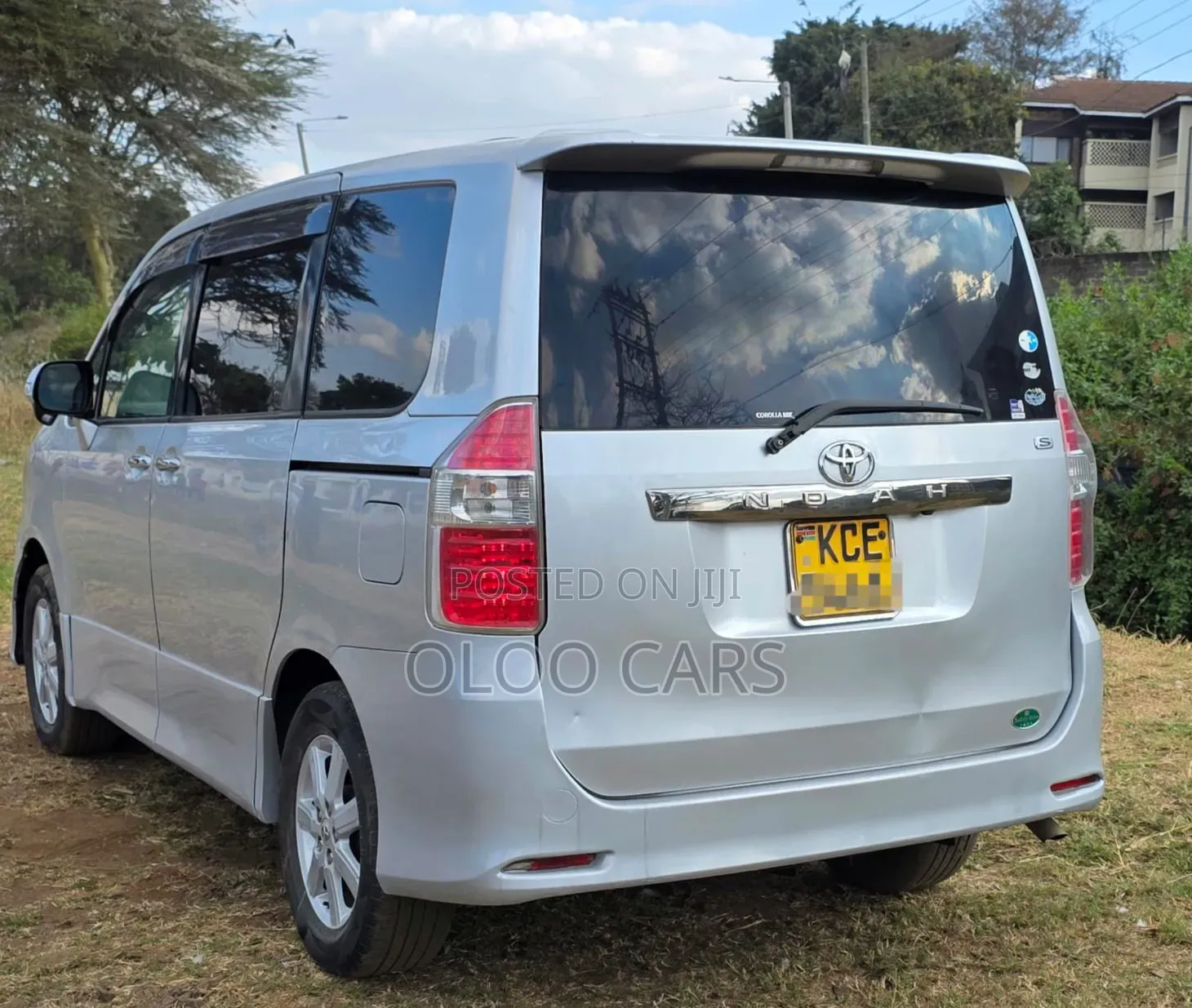 Toyota Noah 2008 Silver