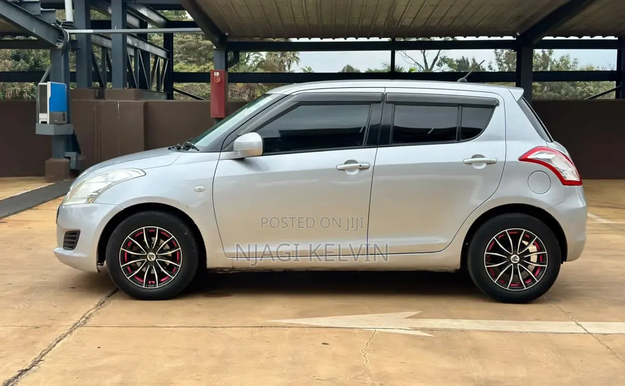 Suzuki Swift 2013 Silver