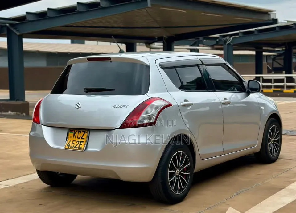 Suzuki Swift 2013 Silver