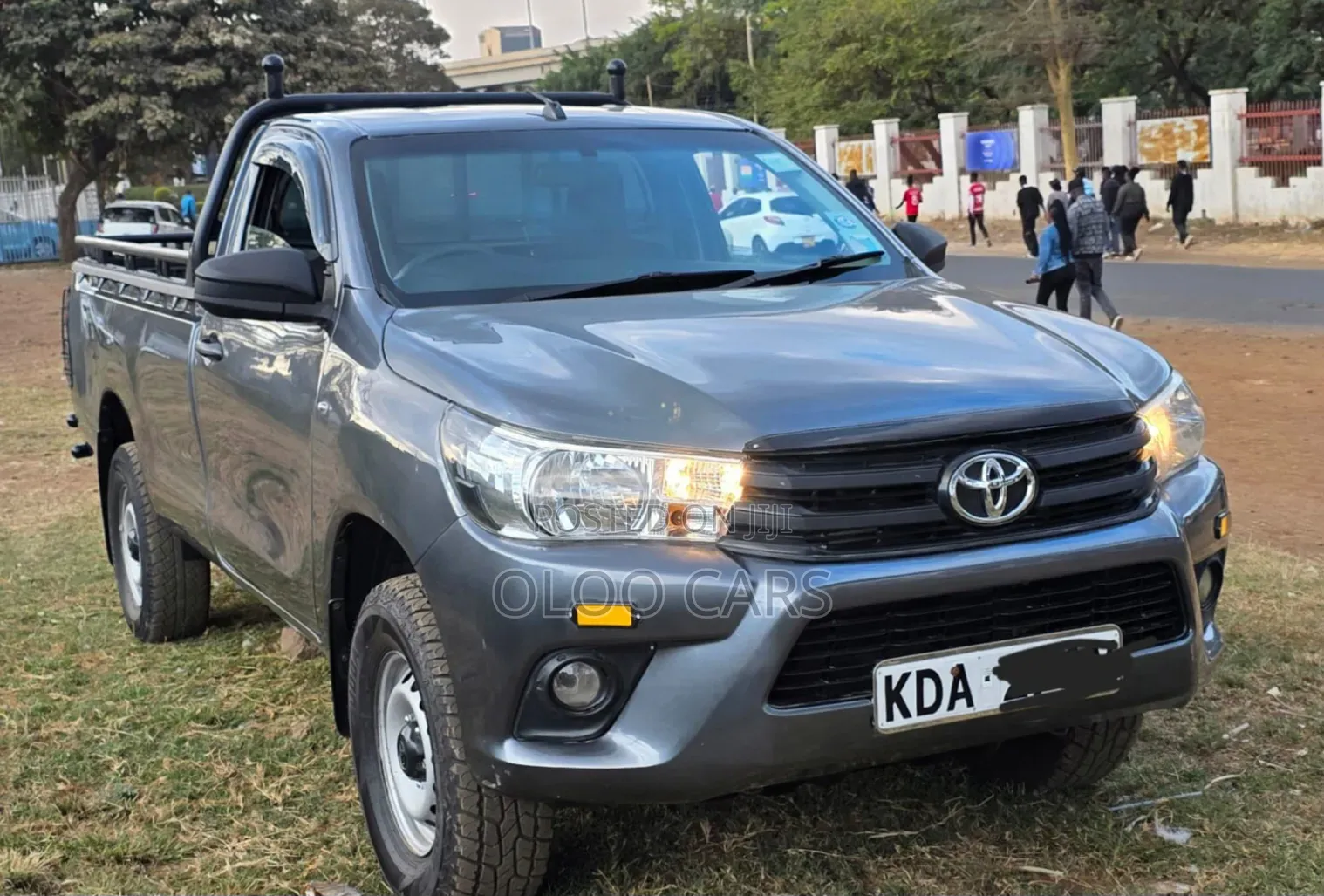 Toyota Hilux 2020 Silver