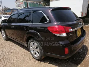 Subaru Outback 2012 Maroon