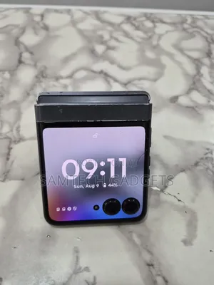 Motorola Razr 2024 256 GB Black