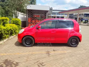Toyota Passo 2011 Red
