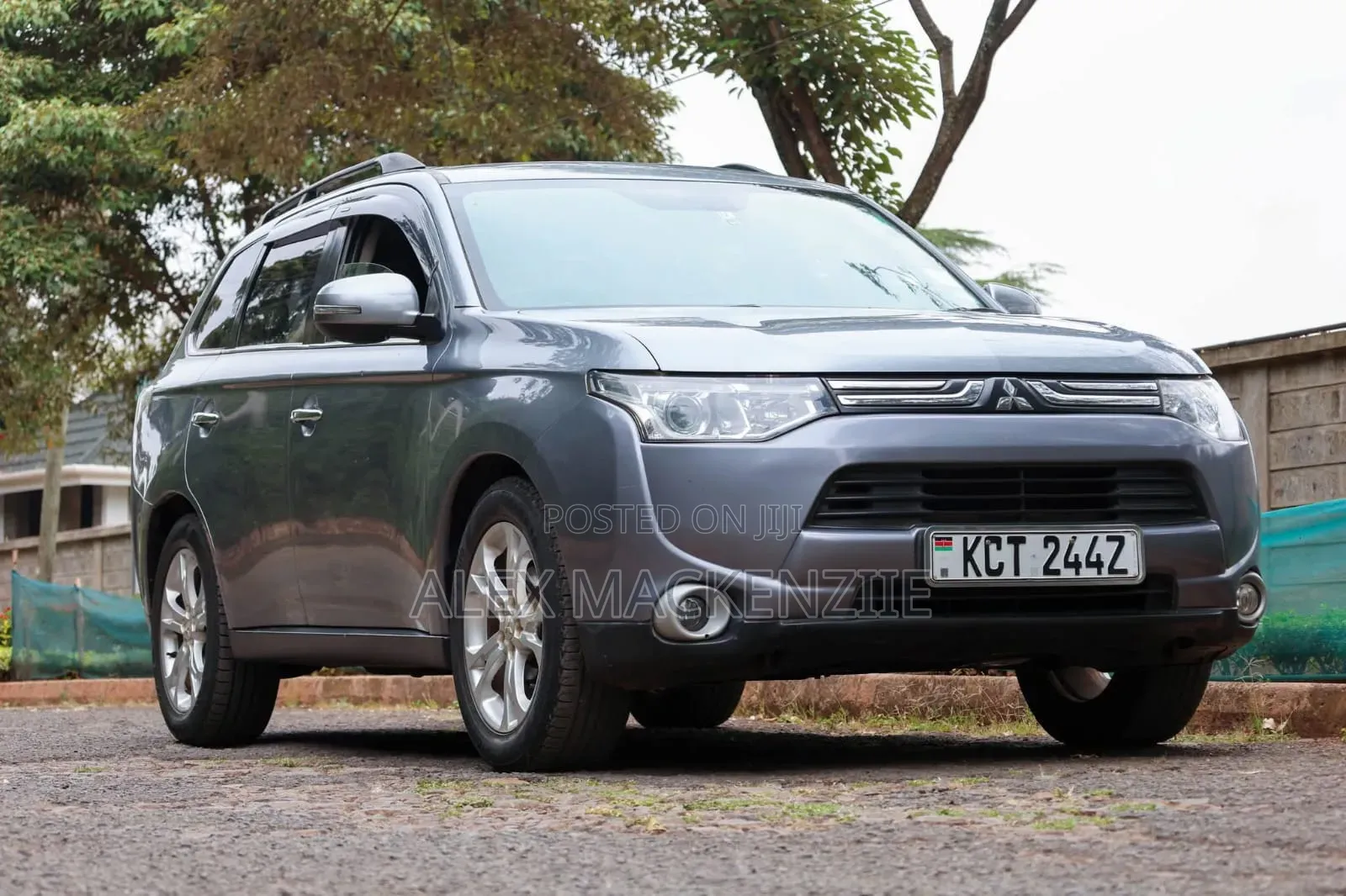 Mitsubishi Outlander 2012 Silver