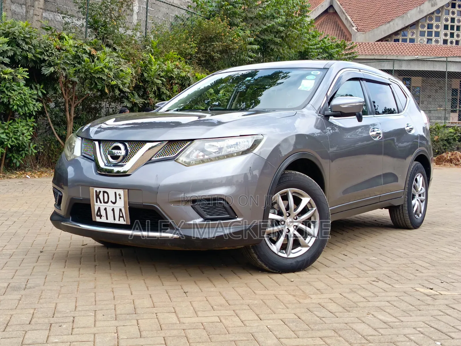 Nissan X-Trail 2015 Gray