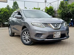 Nissan X-Trail 2015 Gray