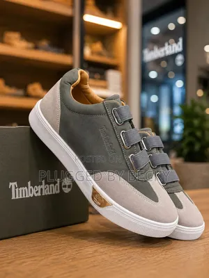 Laceless Timberland