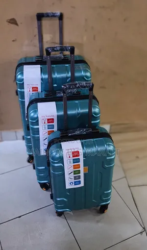 *Price Drop* 3 in 1 Luxurious Fibre Suitcase*