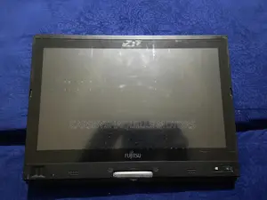 Laptop Fujitsu 8GB Intel Core i5 SSD 500GB