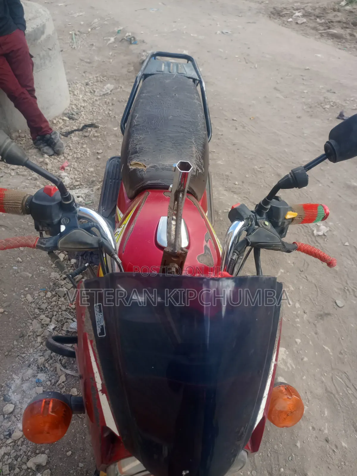TVS HLX Plus ES 2022 Red