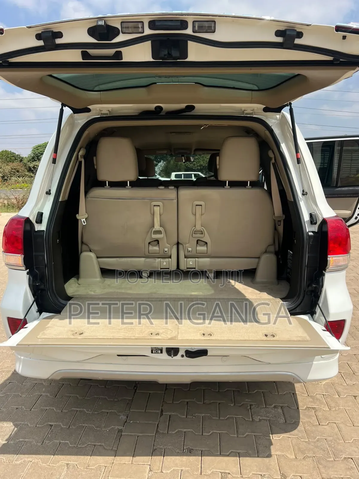 Toyota Land Cruiser 2008 Off white