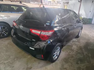 Toyota Vitz 2019 Black