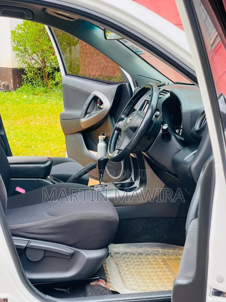 Toyota RAV4 2012