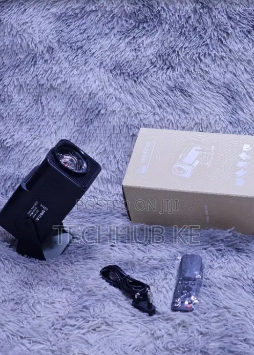 Android Smart Projector Hy320 With WiFi, Bluetooth Large Screen