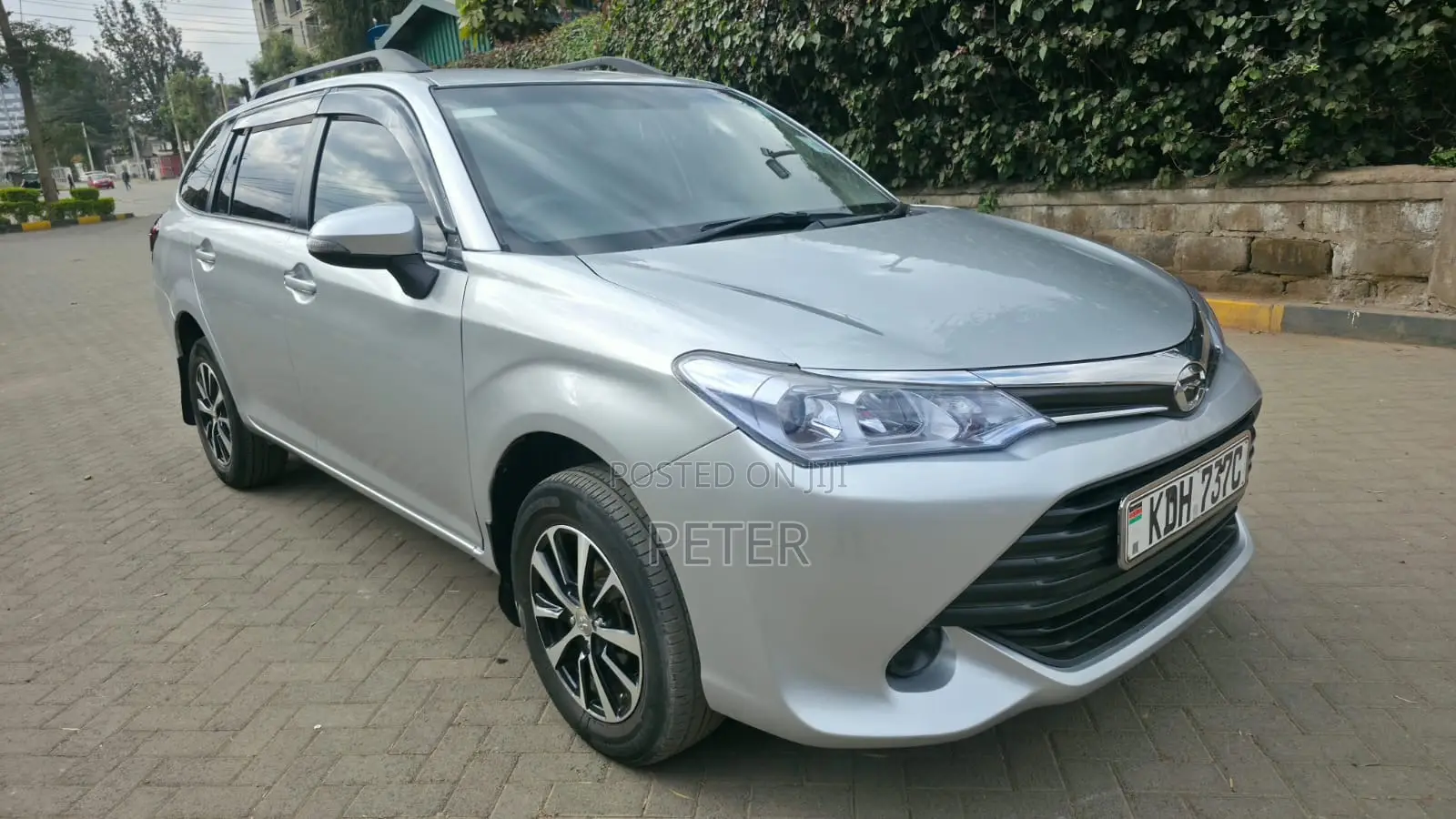 Toyota Corolla Fielder 2015