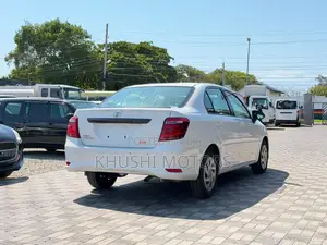 Toyota Axio 2018 White
