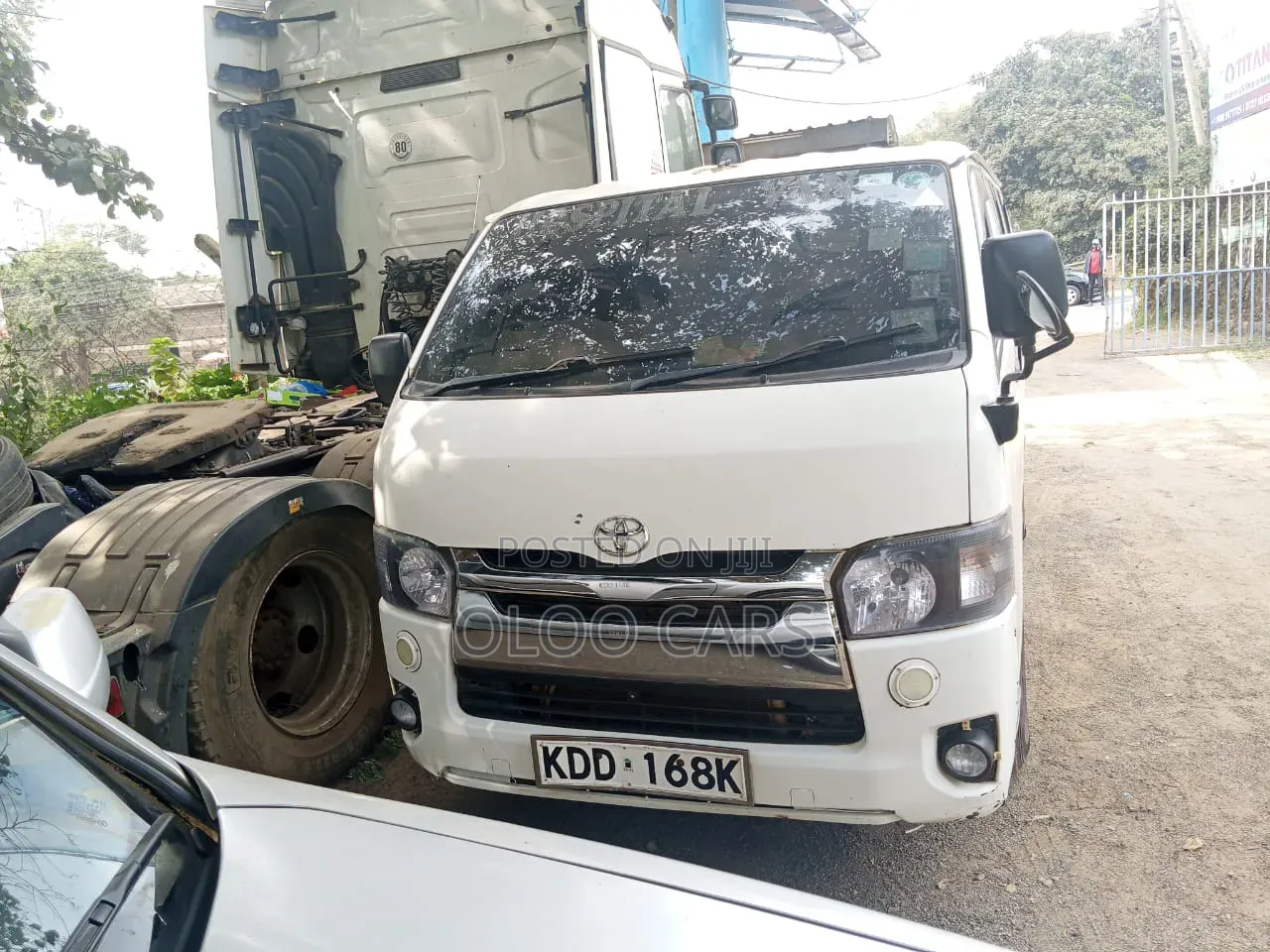 Toyota HiAce 2014 White